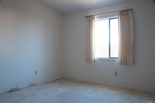 946 White Dove Dr, Santa Maria CA  93455-6301 exterior