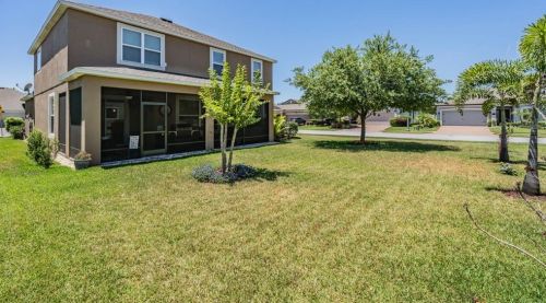 1606 Feather Grass Loop, Lutz FL  33558-2804 exterior