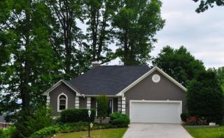 704 Devictor Dr, Maryville, TN 37801-8666