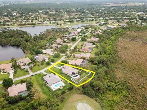 523 Squire Johns Ln, Palm City FL  34990-7824 exterior