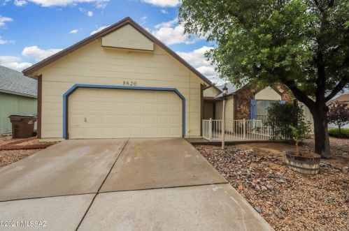8620 Newhill Ave, Tucson, AZ 85742-9575