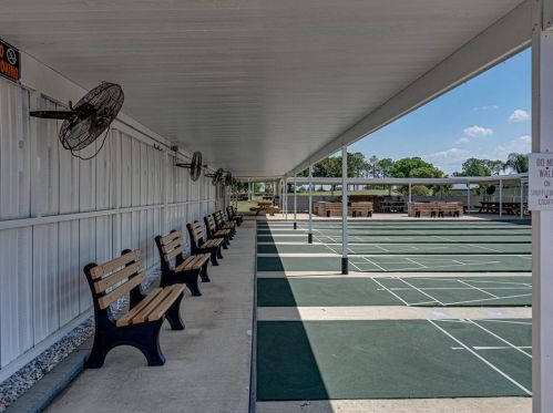 552 Petrel Cir, Lakeland FL  33809-7663 exterior