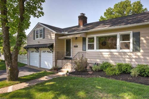 31 Dartford Rd, Greystone Park, NJ 07950-3046