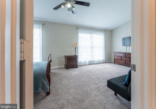 6608 Farmstead Ln, Fredericksburg VA  22407-1703 exterior