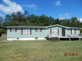 9501 Old Maynardville Pike, Maynardville, TN 37807-2515