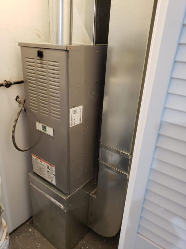 1744 Illinois St, Gary IN 46407-1654 exterior