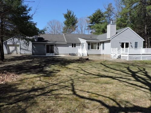 123 Boston Rd, Palmer MA  01069-2135 exterior