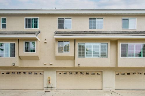 4314 Spencer St, Torrance CA  90503-2452 exterior