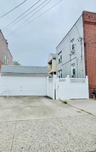 1356 Merry Ave, Bronx, NY 10461-6024
