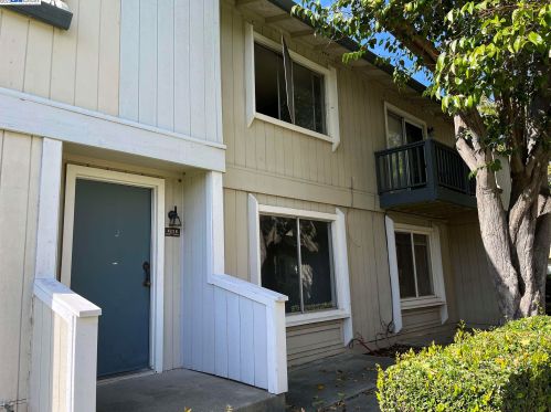 4226 Comet Cir, Union City CA  94587-4026 exterior