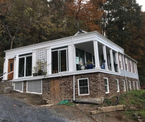 546 Ridgeley Rd, Woodstock, VA 22664-2603
