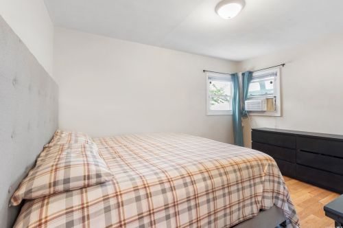 8 Newton Pl, Roosevelt NY  11575-2226 exterior