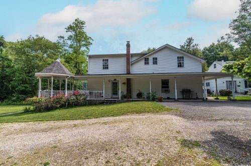 209 Country Rd, Mount Sinai NY  11766-1509 exterior