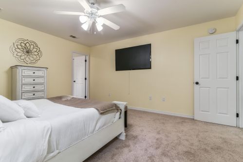 73 10th St, Shalimar FL  32579-1553 exterior