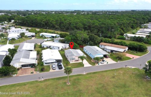 254 Kiwi Dr, Sebastian, FL 32976-2413