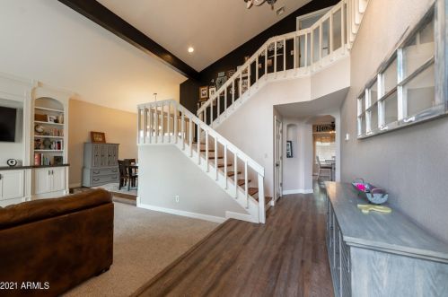 526 Bay Dr, Gilbert, AZ 85233-6539