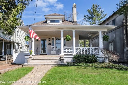 119 Pearl St, Tinton Falls NJ  07701-1522 exterior