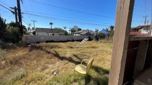 1058 I St, Ontario, CA 91762-2207