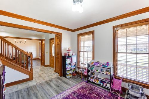 5253 Hearthstone Dr, Springfield OH  45502-8364 exterior
