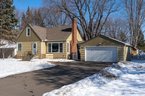 2174 Desoto St, Saint Paul, MN 55117-1829