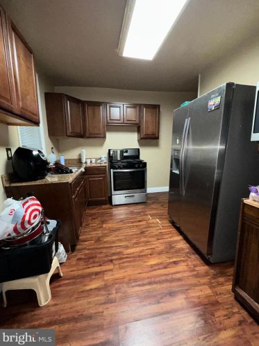 1930 Park St, Harrisburg, PA 17103-2538