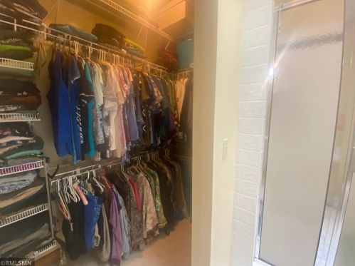 518 Brook Ln, Saint Cloud MN  56301-9605 exterior