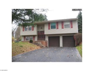 912 Bayberry St, Massillon, OH 44646-3133