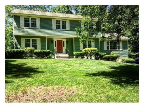 33 Spinning Wheel Rd, Upper Stepney, CT 06468-3328