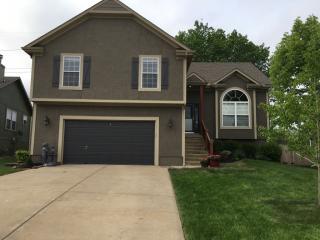 14235 155th St, Olathe KS  66062-5061 exterior