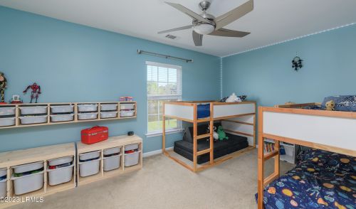 8 Waccamaw Way, Beaufort SC  29906-6002 exterior