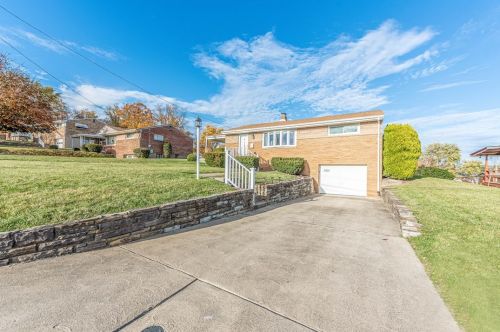 5221 Blossom Rd, Pittsburgh, PA 15236-2624