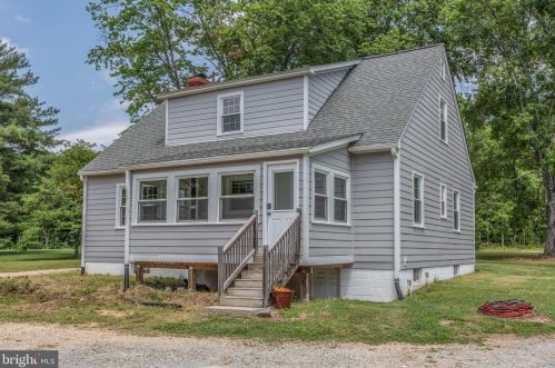 5010 Fredericksburg Tpke, Woodford, VA 22580-3509
