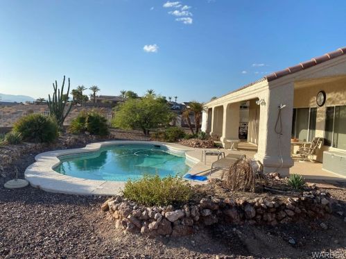 2501 Whispering Ridge Dr, Bullhead City AZ  86442-8686 exterior