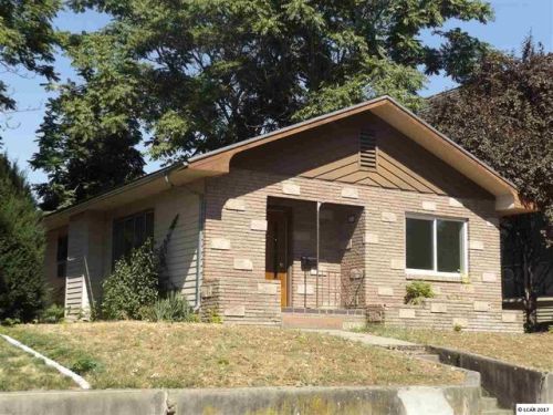 821 7th Ave, Lewiston, ID 83501-2618