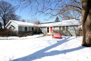 606 Westminster Dr, Waukesha, WI 53186-6694