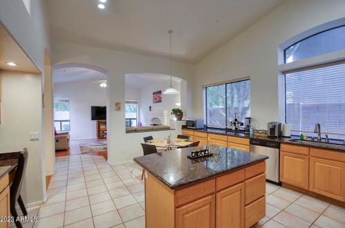 9729 Celtic Dr, Scottsdale AZ  85260-1407 exterior