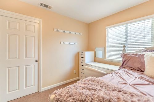 679 Apricot Ct, Los Banos CA  93635-9691 exterior