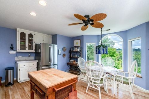 1325 Desmond Ln, Newcastle CA  95658-9683 exterior