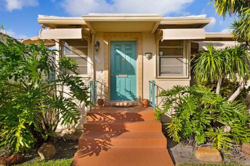 525 29th St, West Palm Beach, FL 33407-5115