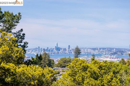 51 Chelton Ln, Oakland CA  94611-2514 exterior