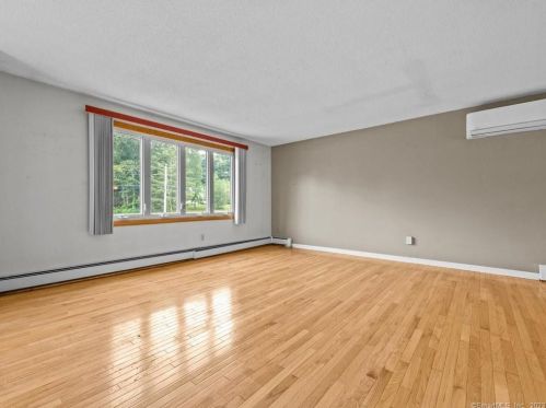 7 Lena Dr, Uncasville CT  exterior