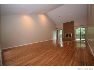 5118 Dunes Ct, Charlotte, NC 28226-7918