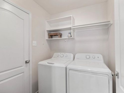 5064 San Jacinto Dr, Fort Worth TX 76137-5537 exterior