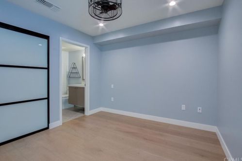 4809 Carpenter Ave, North Hollywood CA  91607-3204 exterior