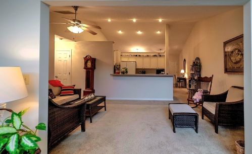 3500 Oakmont Ct, Springfield OH  45502-7207 exterior