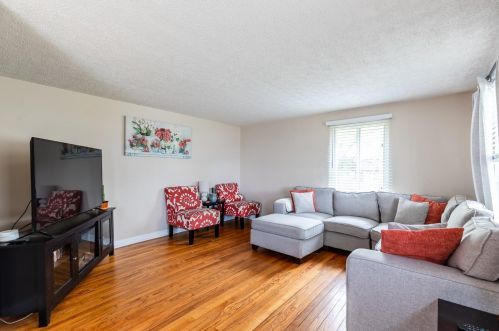 1271 Shayler Rd, Stonelick, OH 45103-2532