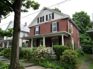 815 Thomas St, Stroudsburg PA  18360-1701 exterior