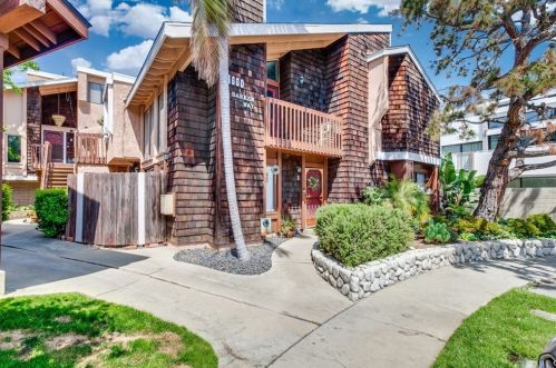 4660 Barker Way, Long Beach, CA 90814-6395