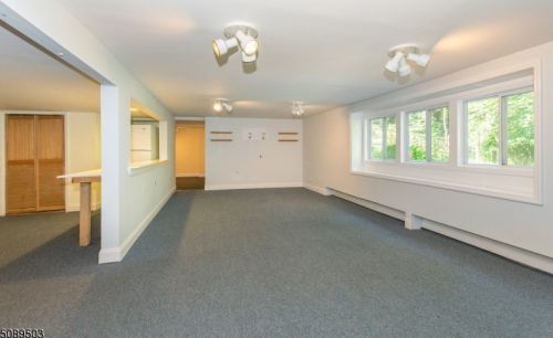 250 Jacksonville Rd, Lincoln Park NJ  07035-1505 exterior