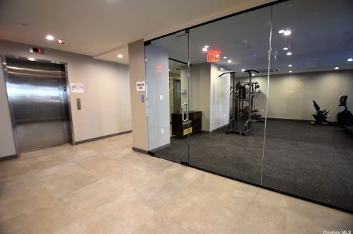 41-26 44th St, Long Island City, NY 11104-2055
